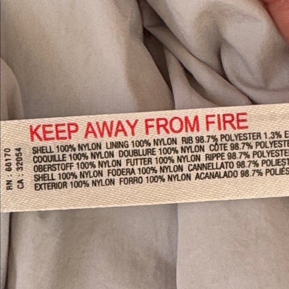 Anthropologie Daily Practice by Anthropologie Metallic Puffer Vest Size XL - Picture 14 of 14